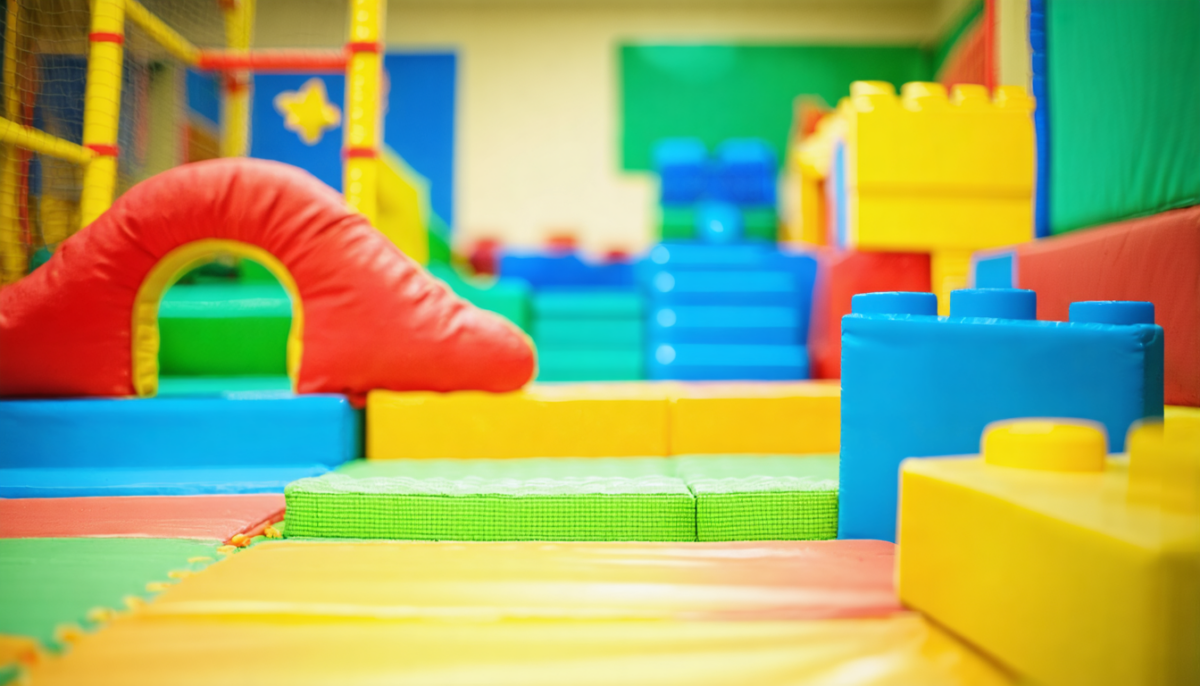 découvrez les jouets indispensables pour accompagner bébé dans ses premiers pas et favoriser son développement moteur en toute sécurité.